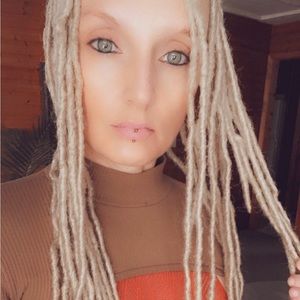 Meet your Posher, Timber